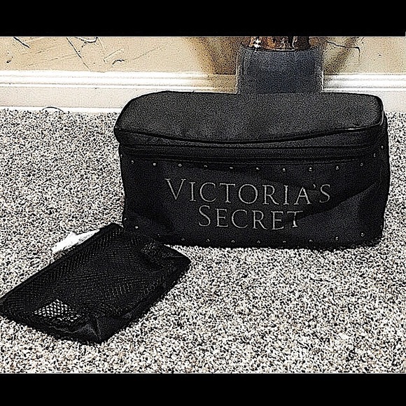 🆕HOST🎉PICK VICTORIA SECRETS BEAUTIFUL SATEEN LIKE MATERIAL SOLD BLACK/SILVER - Picture 8 of 14